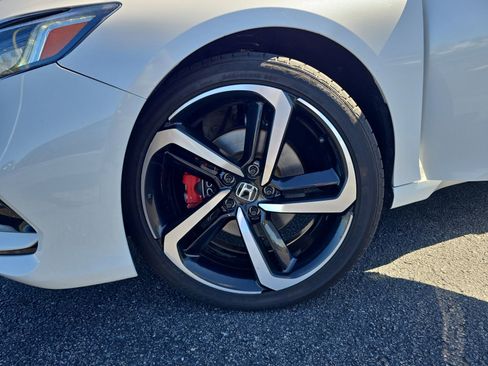 Used 2018 Honda Accord EX-L image 29