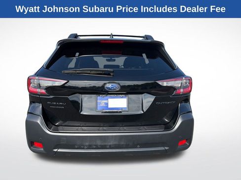 Used 2023 Subaru Outback Onyx Edition AWD/4WD image 7