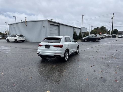 Used 2020 Audi Q3 2.0T Premium w/ Convenience Package image 5