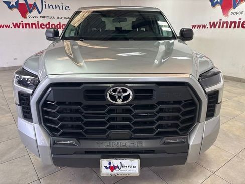 Used 2022 Toyota Tundra SR5 AWD/4WD image 2