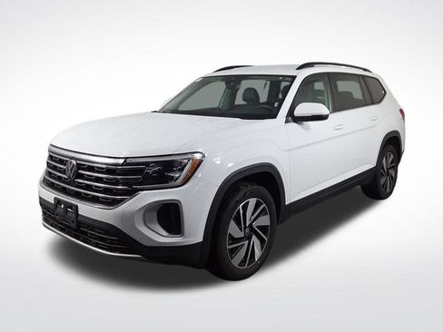 Used 2024 Volkswagen Atlas SE AWD/4WD image 2