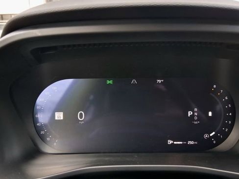 New 2026 Volvo XC40 B5 Plus w/ Protection Package Premier AWD/4WD image 6