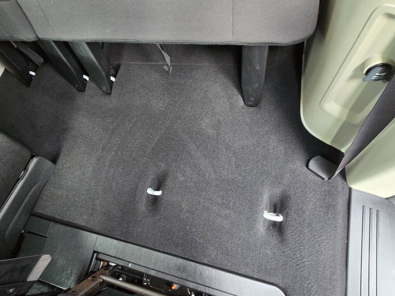 Used 2018 Dodge Grand Caravan SE w/ UConnect Hands-Free Group FWD image 23