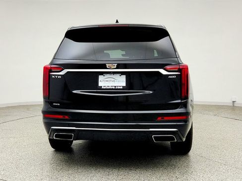 Used 2022 Cadillac XT6 Premium Luxury w/ Technology Package AWD/4WD image 6