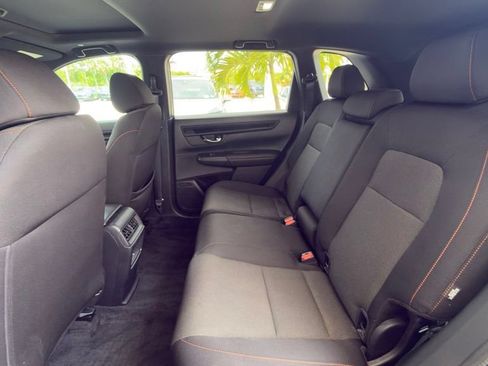 Used 2025 Honda CR-V Sport image 7
