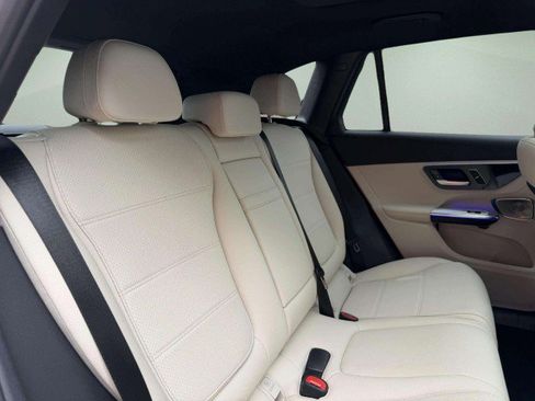 Certified 2026 Mercedes-Benz GLC 300 4MATIC image 27