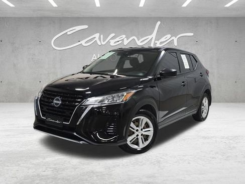 Used 2023 Nissan Kicks S FWD image 1