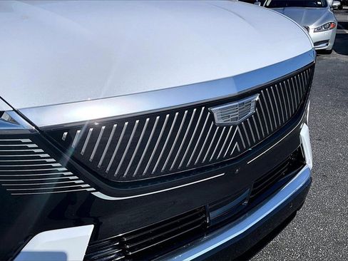 Certified 2026 Cadillac Escalade IQL Luxury image 34