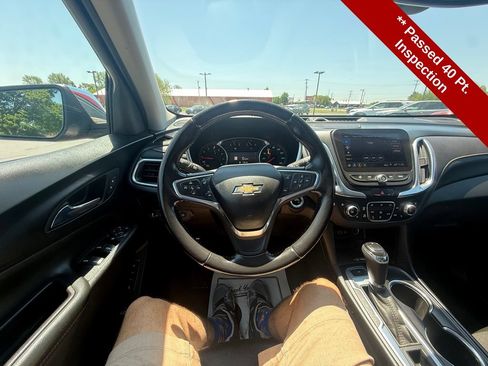Used 2021 Chevrolet Equinox Premier AWD/4WD image 16