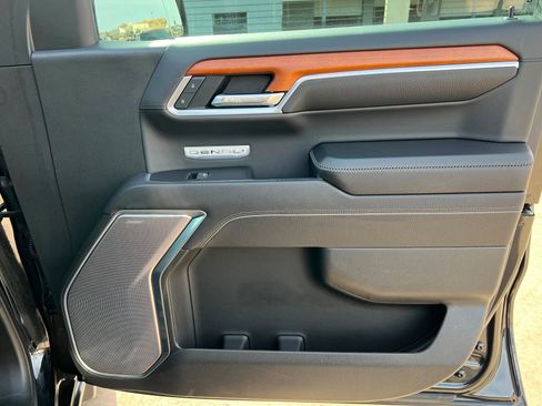 Used 2022 GMC Sierra 1500 Denali w/ Technology Package image 23