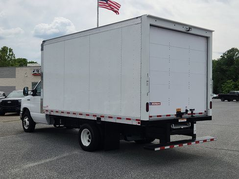 New 2025 Ford E-350 and Econoline 350 Super Duty w/ Driver's Safety Package RWD image 3