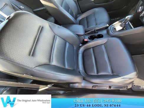 Used 2015 Volkswagen Jetta SE image 17