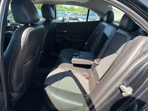 Used 2014 Chevrolet Malibu LT w/ Power Convenience Package FWD image 12