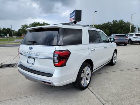 Used 2024 Ford Expedition Platinum RWD image 5