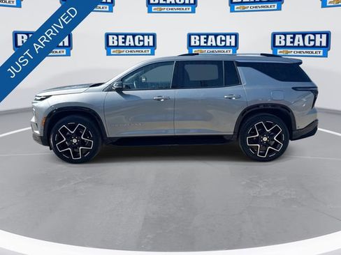Used 2025 Chevrolet Traverse High Country w/ LPO, Floor Liner Package image 5