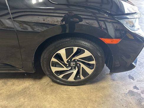 Used 2018 Honda Civic LX image 8