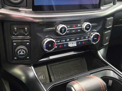 Used 2025 Ford F150 Raptor AWD/4WD image 27