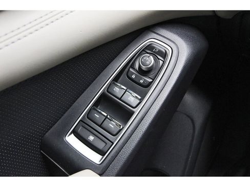 Used 2023 Subaru Ascent Limited w/ Technology Package image 21