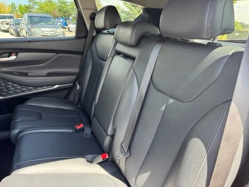 Used 2020 Hyundai Santa Fe SEL AWD/4WD image 18