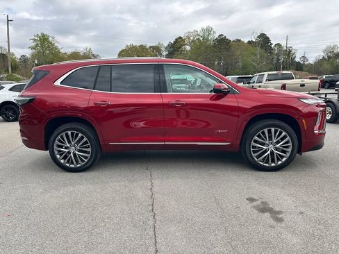New 2026 Buick Enclave Avenir image 5