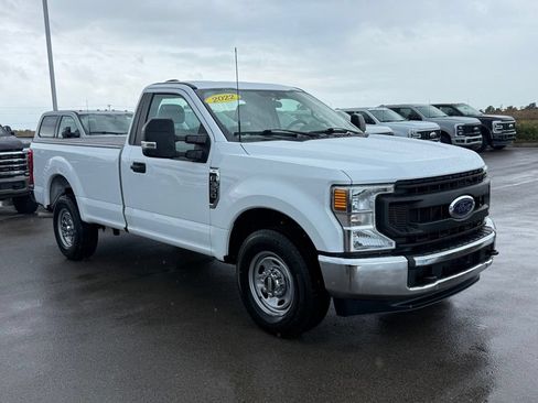 Used 2022 Ford F350 XL w/ Power Equipment Group RWD image 2