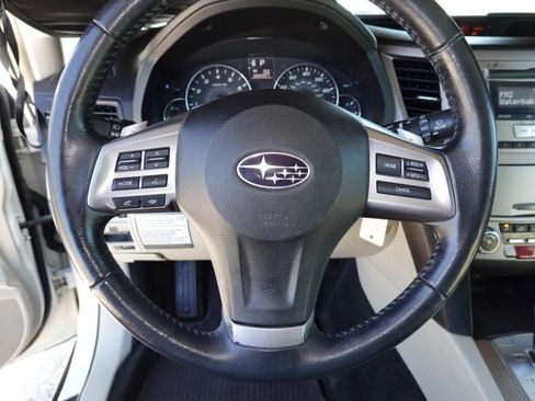 Used 2012 Subaru Outback 2.5i Premium image 13