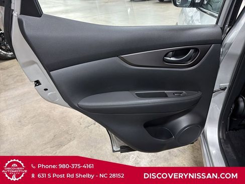 Certified 2021 Nissan Rogue Sport S image 27