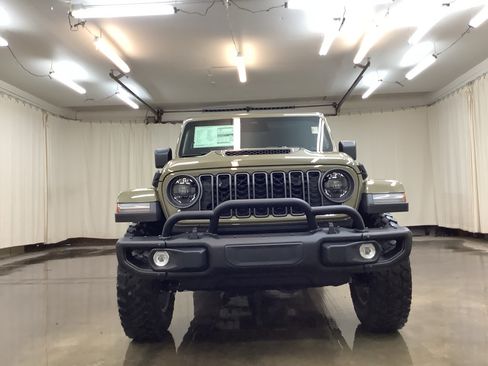 New 2026 Jeep Gladiator Willys AWD/4WD image 10
