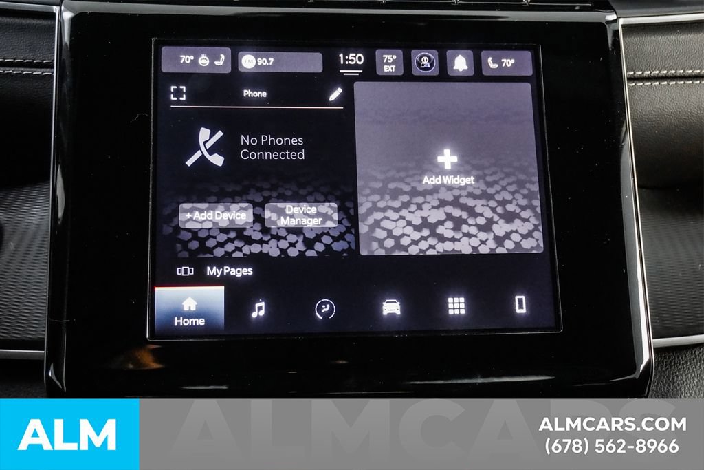 Used 2025 Jeep Grand Cherokee Altitude AWD/4WD image 39