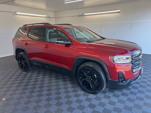 Used 2023 GMC Acadia SLT w/ Elevation Edition image 22