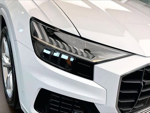 Used 2023 Audi Q8 Premium Plus AWD/4WD image 27