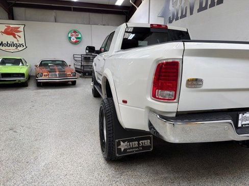Used 2017 RAM 3500 Laramie Longhorn AWD/4WD image 9