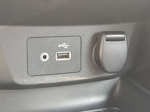 Used 2019 Nissan Rogue Sport SV FWD image 20