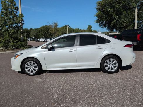 Certified 2024 Toyota Corolla LE FWD image 3
