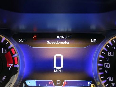 Used 2016 Chrysler 200 S w/ Sun & Sound Group image 22