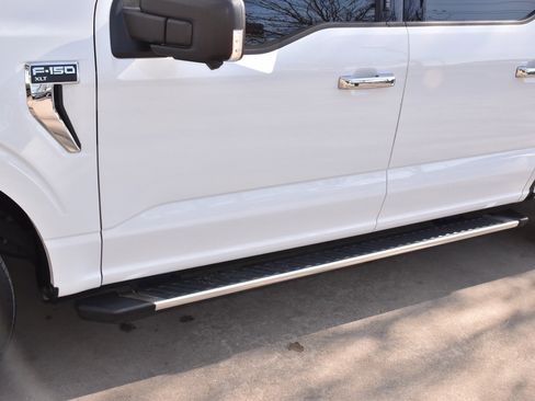 Certified 2022 Ford F150 XLT w/ Equipment Group 302A High image 37