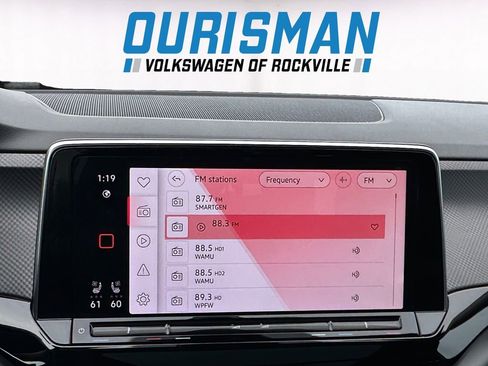 Used 2024 Volkswagen Atlas Peak Edition SEL image 14