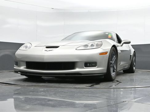 Used 2007 Chevrolet Corvette Z06 w/ Preferred Equipment Group RWD image 42