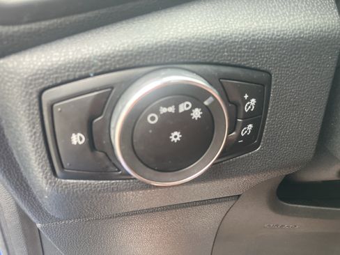Used 2020 Ford EcoSport SE w/ SE Convenience Package FWD image 21
