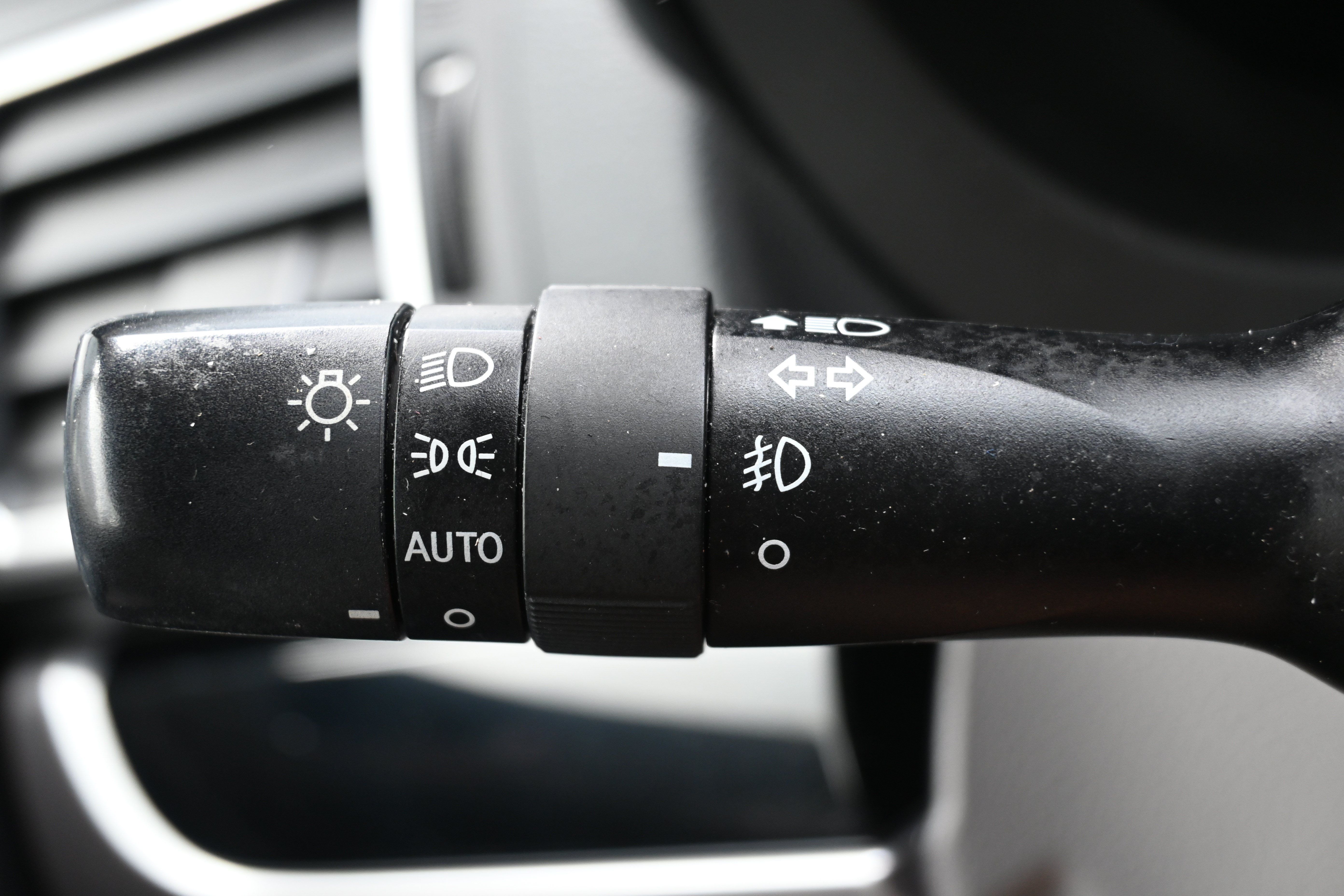 Used 2018 Subaru Forester 2.5i Limited AWD/4WD image 28