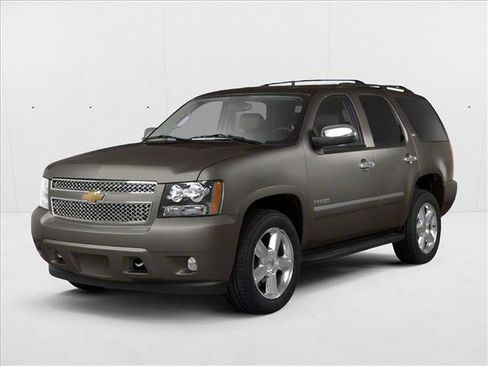 Used 2013 Chevrolet Tahoe LT w/ Luxury Package image 1