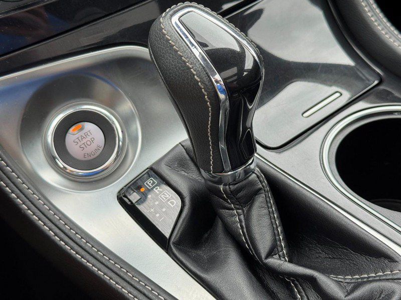 Used 2022 Nissan Maxima Platinum w/ Sport Mat Group FWD image 22
