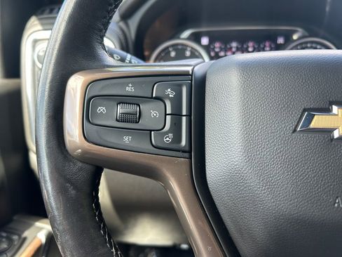 Used 2022 Chevrolet Silverado 3500 High Country w/ Safety Package II image 17