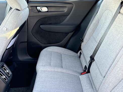 Certified 2024 Volvo C40 P8 Recharge Ultimate image 13