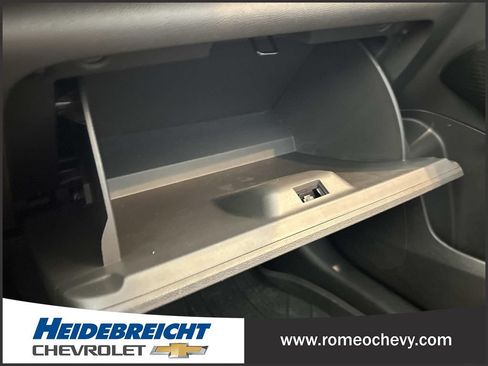 Used 2024 Chevrolet Trax LT w/ Driver Confidence Package FWD image 26