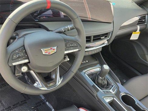 New 2026 Cadillac CT5 V Blackwing w/ Carbon Fiber 2 Package image 15