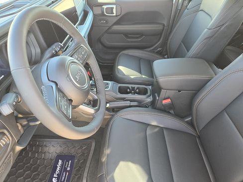 New 2026 Jeep Gladiator Mojave AWD/4WD image 11