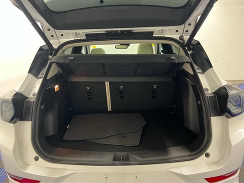 Used 2024 Buick Encore GX Avenir w/ Avenir Convenience Package image 7