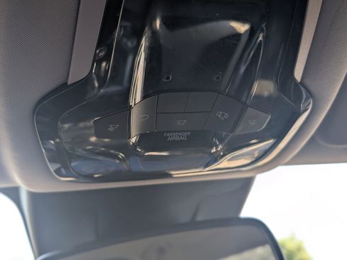 Used 2017 Alfa Romeo Giulia image 29