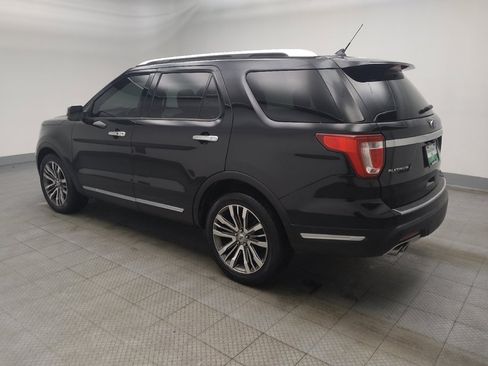 Used 2019 Ford Explorer Platinum AWD/4WD image 3